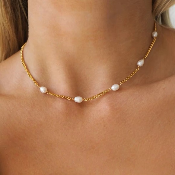18K Gold Plated Freshwater Pearl Necklace - Picture 1 of 8